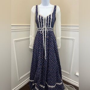 RARE Vintage Gunne Sax Prairie Dress Blue Floral Lace Peasant Cottagecore